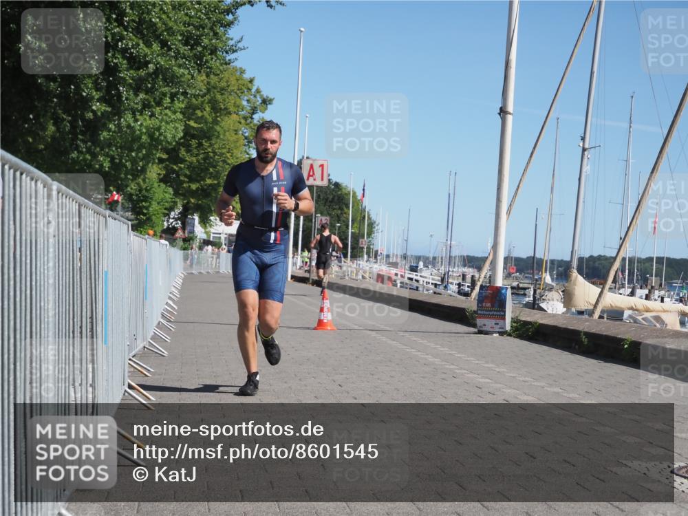 17.08.2025 - KN Förde Triathlon 2025 KatJ http://msf.ph/oto/8601545 17.08.2025 11:53:45 Laufen 264, 334 meine-sportfotos.de
