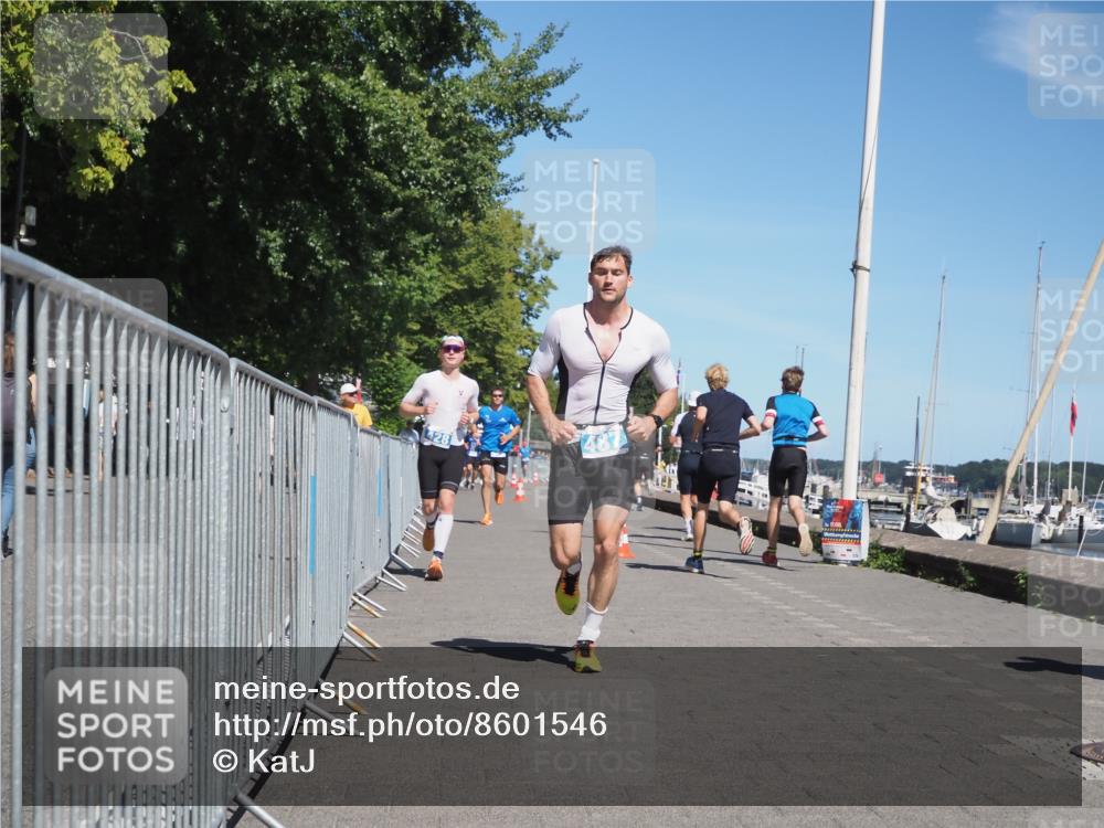 17.08.2025 - KN Förde Triathlon 2025 KatJ http://msf.ph/oto/8601546 17.08.2025 13:43:14 Laufen 428, 455, 487 meine-sportfotos.de