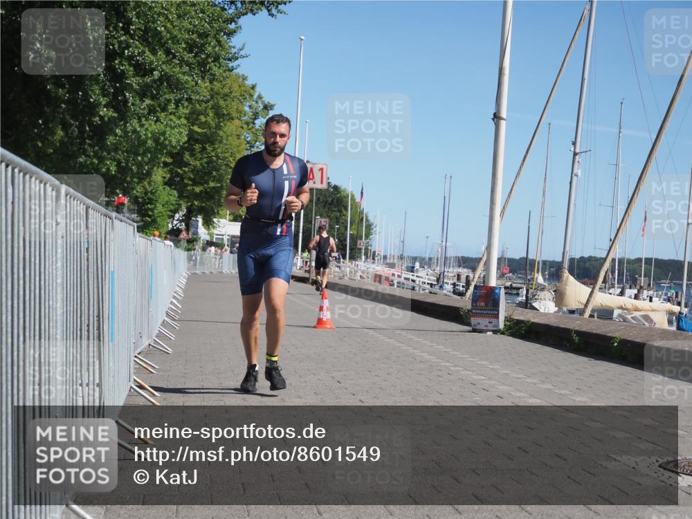 17.08.2025 - KN Förde Triathlon 2025 KatJ http://msf.ph/oto/8601549 17.08.2025 11:53:45 Laufen 264, 334 meine-sportfotos.de