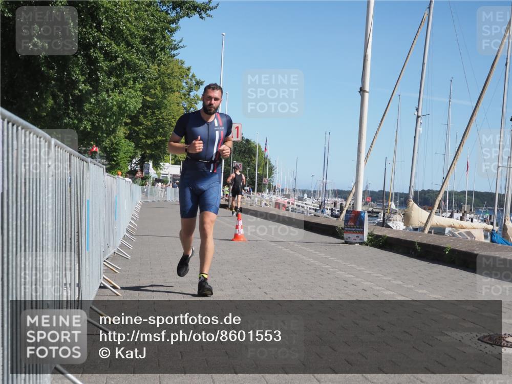17.08.2025 - KN Förde Triathlon 2025 KatJ http://msf.ph/oto/8601553 17.08.2025 11:53:46 Laufen 264, 334 meine-sportfotos.de