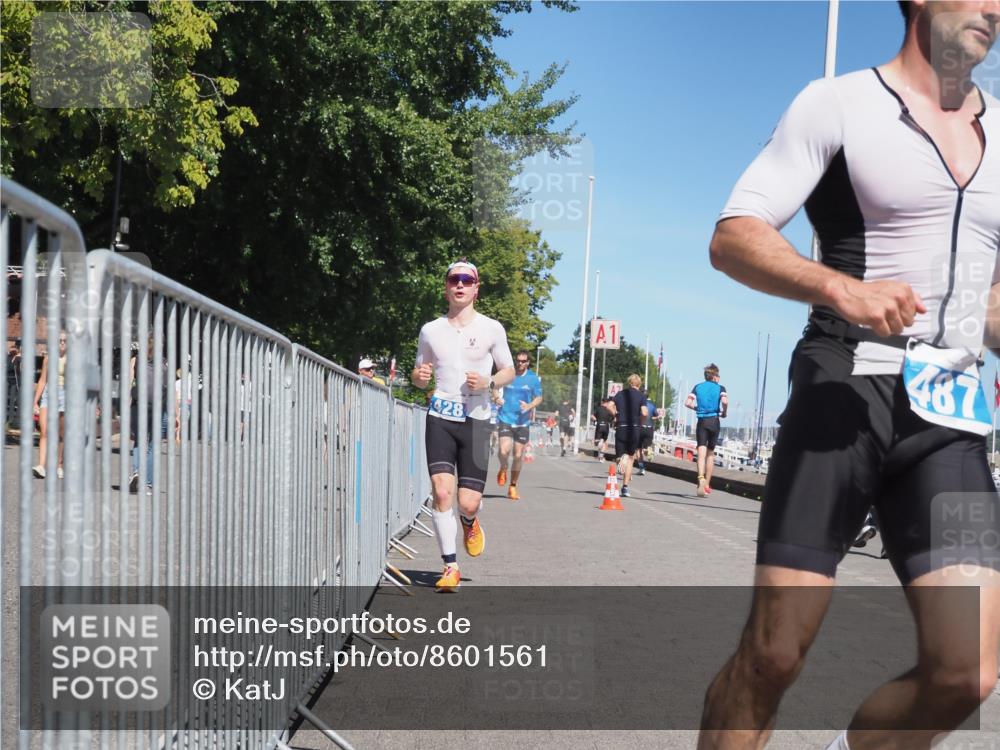 17.08.2025 - KN Förde Triathlon 2025 KatJ http://msf.ph/oto/8601561 17.08.2025 13:43:16 Laufen 428, 455, 487 meine-sportfotos.de