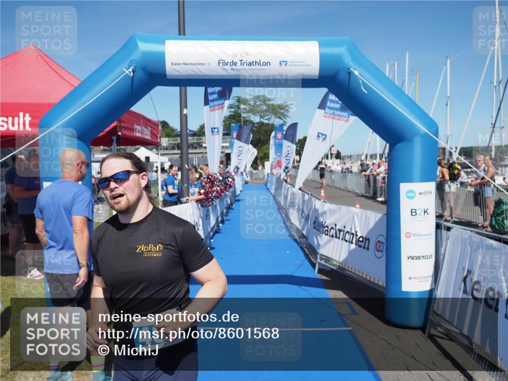 17.08.2025 - KN Förde Triathlon 2025 MichiJ http://msf.ph/oto/8601568 17.08.2025 14:09:29 Laufen 481 meine-sportfotos.de