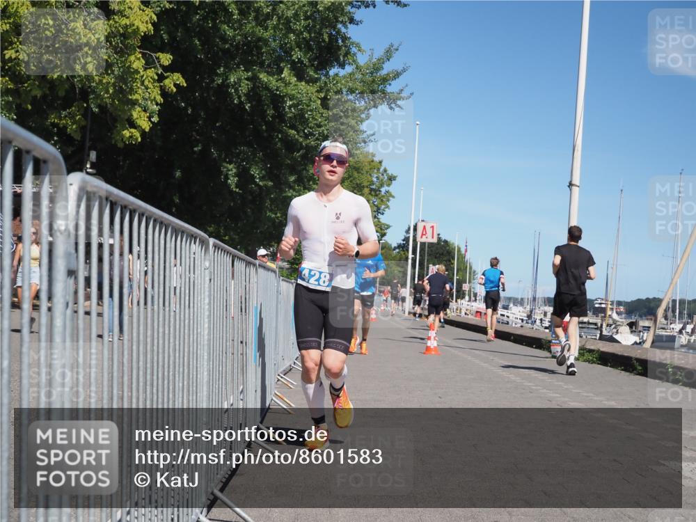 17.08.2025 - KN Förde Triathlon 2025 KatJ http://msf.ph/oto/8601583 17.08.2025 13:43:17 Laufen 428, 455, 487 meine-sportfotos.de