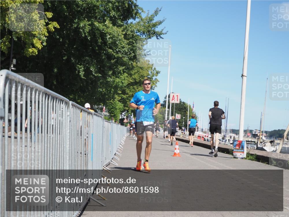17.08.2025 - KN Förde Triathlon 2025 KatJ http://msf.ph/oto/8601598 17.08.2025 13:43:19 Laufen 428, 455 meine-sportfotos.de