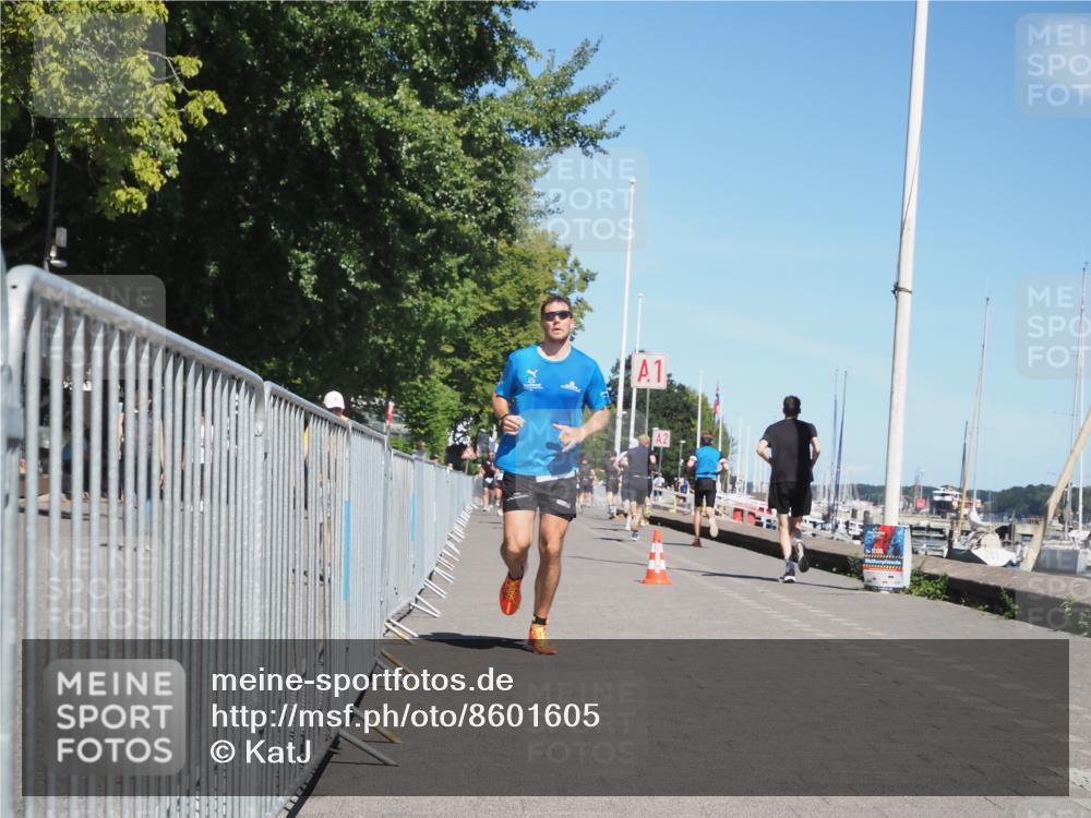17.08.2025 - KN Förde Triathlon 2025 KatJ http://msf.ph/oto/8601605 17.08.2025 13:43:19 Laufen 428, 455 meine-sportfotos.de