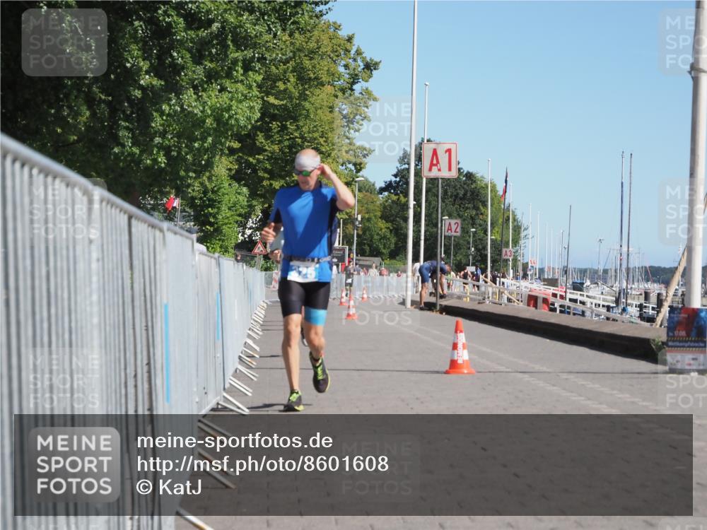 17.08.2025 - KN Förde Triathlon 2025 KatJ http://msf.ph/oto/8601608 17.08.2025 11:54:12 Laufen 325, 613 meine-sportfotos.de