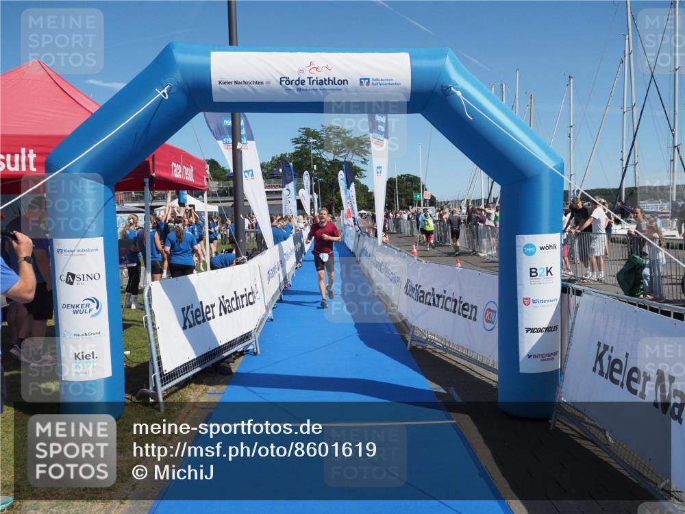 17.08.2025 - KN Förde Triathlon 2025 MichiJ http://msf.ph/oto/8601619 17.08.2025 12:18:13 Laufen 312, 329 meine-sportfotos.de