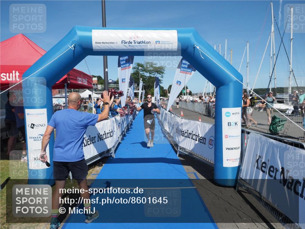 17.08.2025 - KN Förde Triathlon 2025 MichiJ http://msf.ph/oto/8601645 17.08.2025 14:10:32 Laufen 496 meine-sportfotos.de
