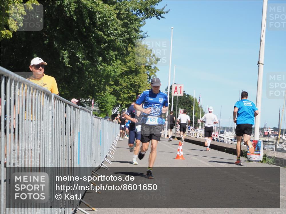 17.08.2025 - KN Förde Triathlon 2025 KatJ http://msf.ph/oto/8601650 17.08.2025 13:43:27 Laufen 431, 438, 532 meine-sportfotos.de
