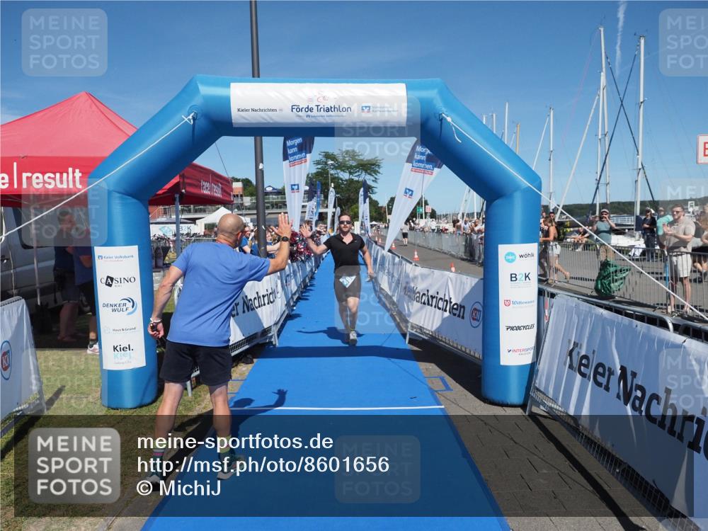 17.08.2025 - KN Förde Triathlon 2025 MichiJ http://msf.ph/oto/8601656 17.08.2025 14:10:33 Laufen 496 meine-sportfotos.de