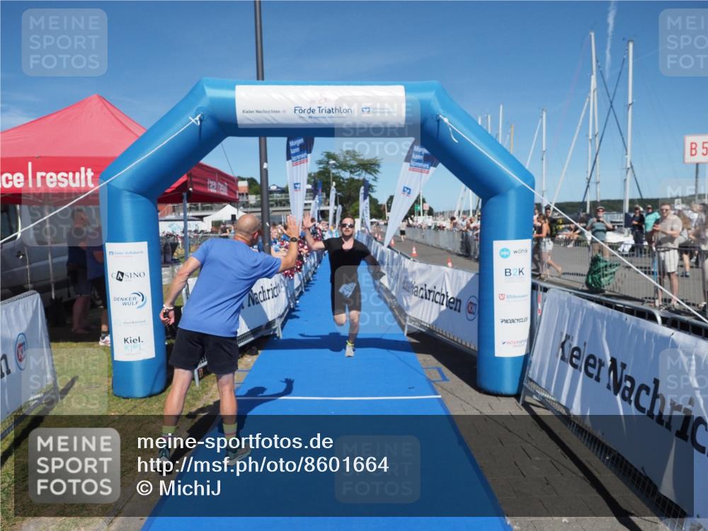 17.08.2025 - KN Förde Triathlon 2025 MichiJ http://msf.ph/oto/8601664 17.08.2025 14:10:33 Laufen 496 meine-sportfotos.de