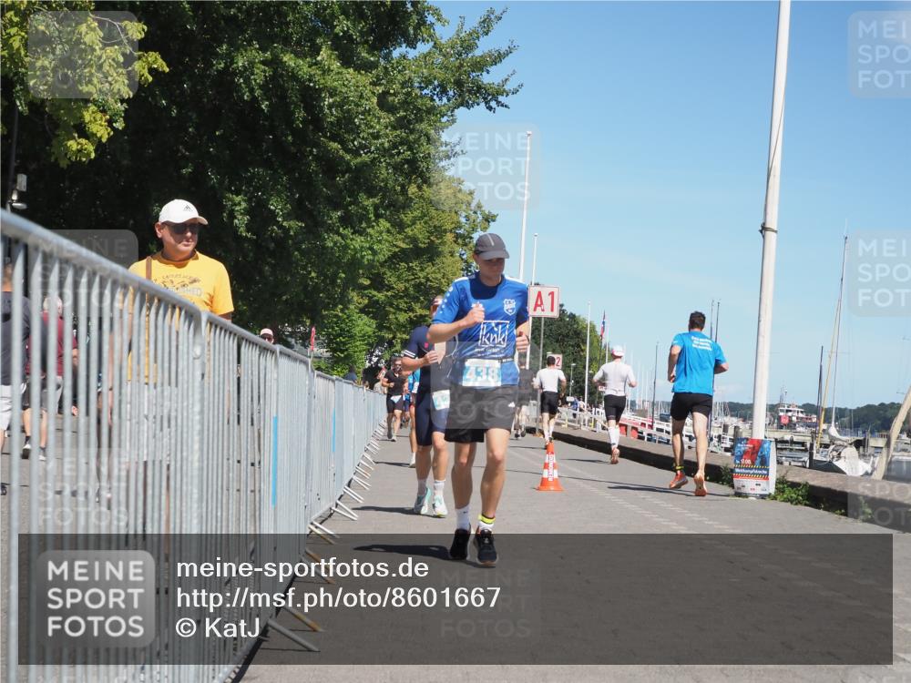 17.08.2025 - KN Förde Triathlon 2025 KatJ http://msf.ph/oto/8601667 17.08.2025 13:43:28 Laufen 431, 438, 532 meine-sportfotos.de