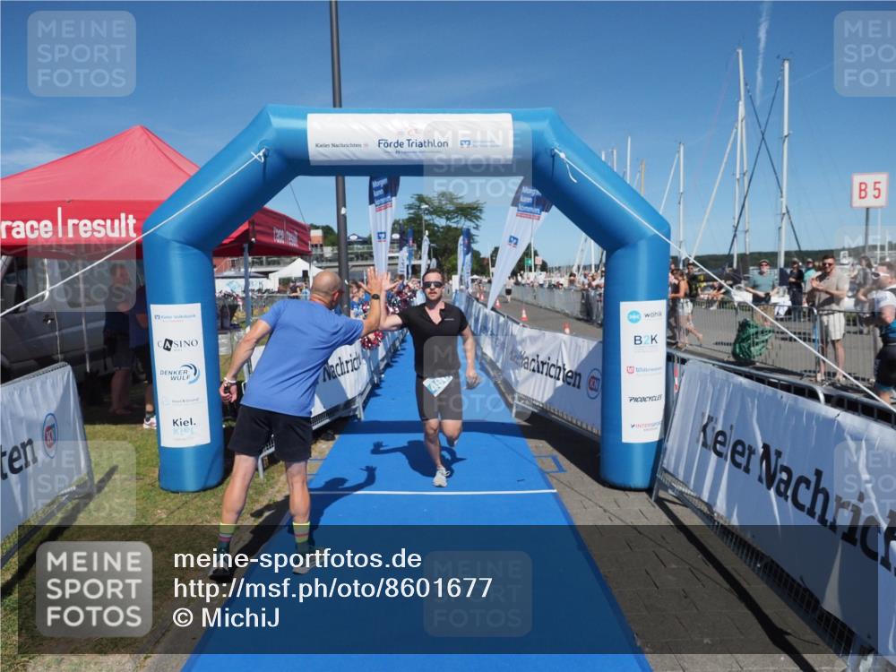 17.08.2025 - KN Förde Triathlon 2025 MichiJ http://msf.ph/oto/8601677 17.08.2025 14:10:33 Laufen 496 meine-sportfotos.de
