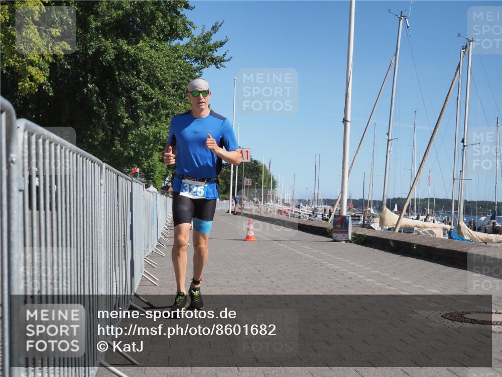 17.08.2025 - KN Förde Triathlon 2025 KatJ http://msf.ph/oto/8601682 17.08.2025 11:54:15 Laufen 303, 323, 325, 613 meine-sportfotos.de