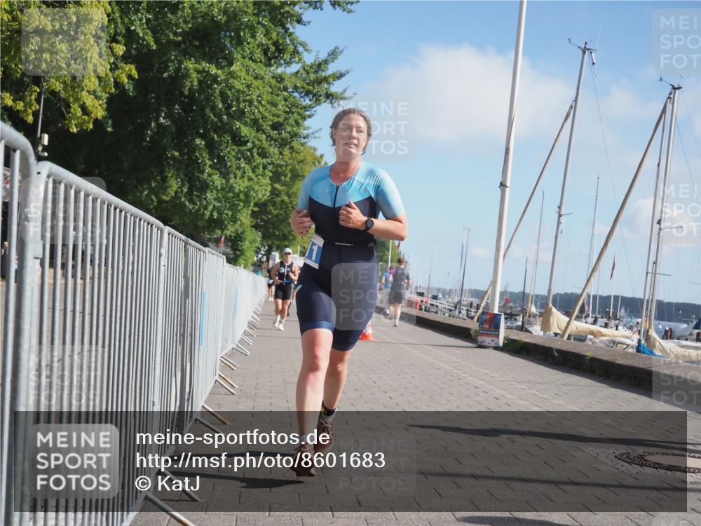 17.08.2025 - KN Förde Triathlon 2025 KatJ http://msf.ph/oto/8601683 17.08.2025 10:27:00 Laufen 159, 180, 211 meine-sportfotos.de