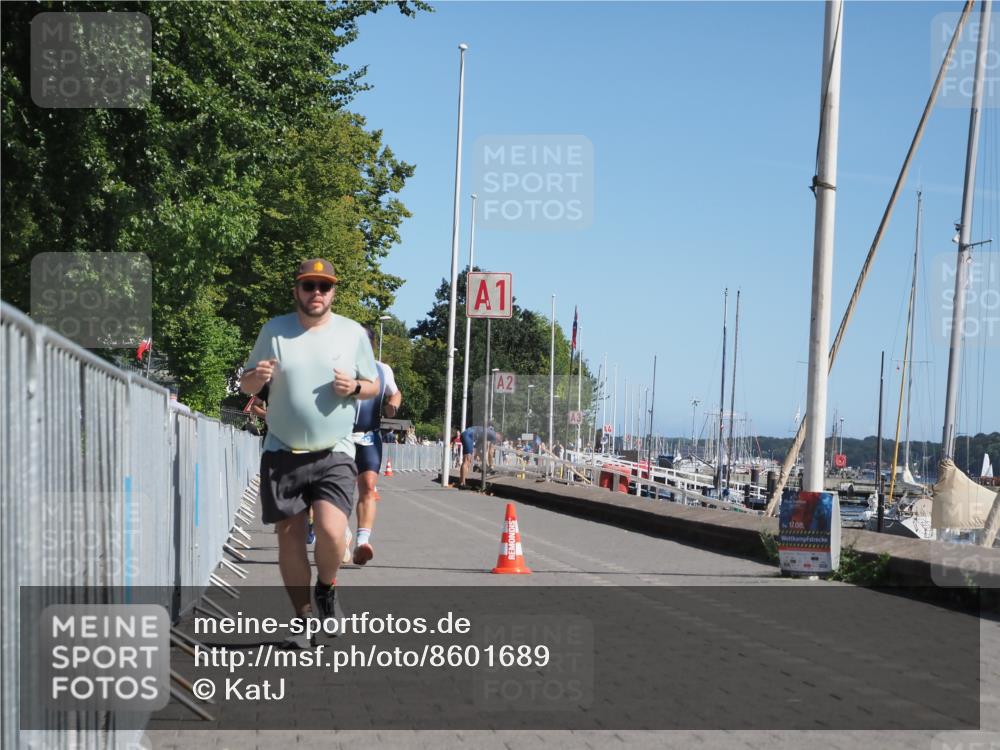 17.08.2025 - KN Förde Triathlon 2025 KatJ http://msf.ph/oto/8601689 17.08.2025 11:54:17 Laufen 291, 303, 323, 325, 613 meine-sportfotos.de
