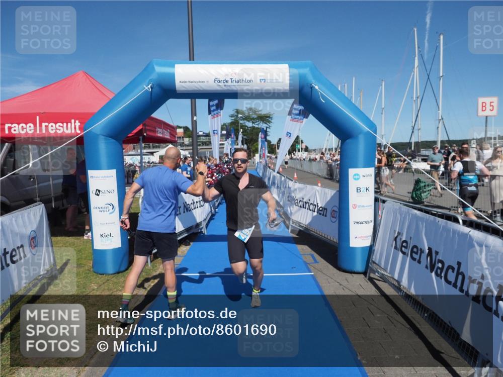 17.08.2025 - KN Förde Triathlon 2025 MichiJ http://msf.ph/oto/8601690 17.08.2025 14:10:34 Laufen 496 meine-sportfotos.de