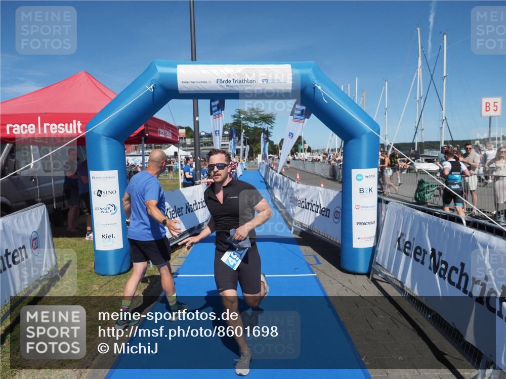 17.08.2025 - KN Förde Triathlon 2025 MichiJ http://msf.ph/oto/8601698 17.08.2025 14:10:34 Laufen 496 meine-sportfotos.de