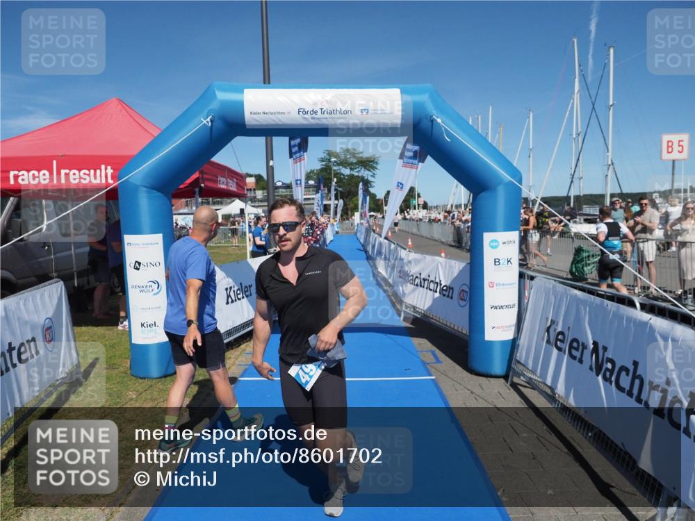 17.08.2025 - KN Förde Triathlon 2025 MichiJ http://msf.ph/oto/8601702 17.08.2025 14:10:34 Laufen 496 meine-sportfotos.de