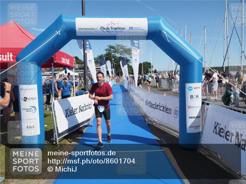 17.08.2025 - KN Förde Triathlon 2025 MichiJ http://msf.ph/oto/8601704 17.08.2025 12:18:15 Laufen 329 meine-sportfotos.de