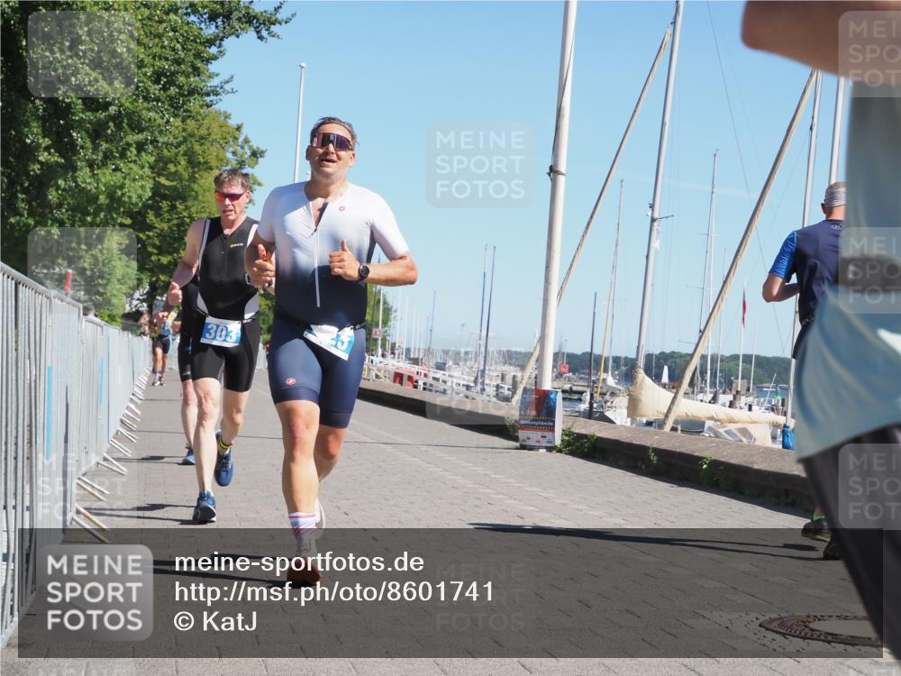 17.08.2025 - KN Förde Triathlon 2025 KatJ http://msf.ph/oto/8601741 17.08.2025 11:54:21 Laufen 270, 291, 303, 323, 613 meine-sportfotos.de
