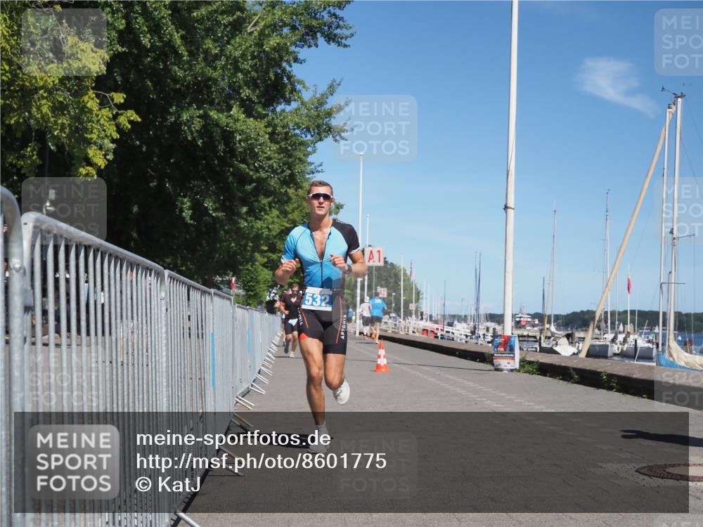 17.08.2025 - KN Förde Triathlon 2025 KatJ http://msf.ph/oto/8601775 17.08.2025 13:43:33 Laufen 431, 472, 476, 532 meine-sportfotos.de