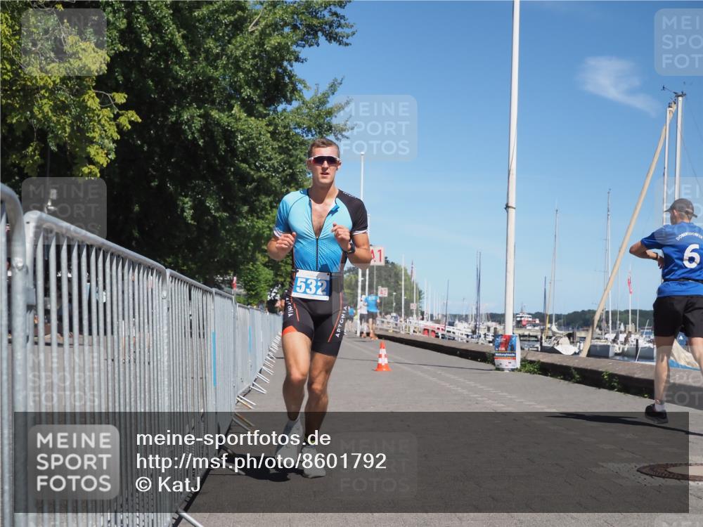17.08.2025 - KN Förde Triathlon 2025 KatJ http://msf.ph/oto/8601792 17.08.2025 13:43:34 Laufen 472, 476, 496, 532 meine-sportfotos.de