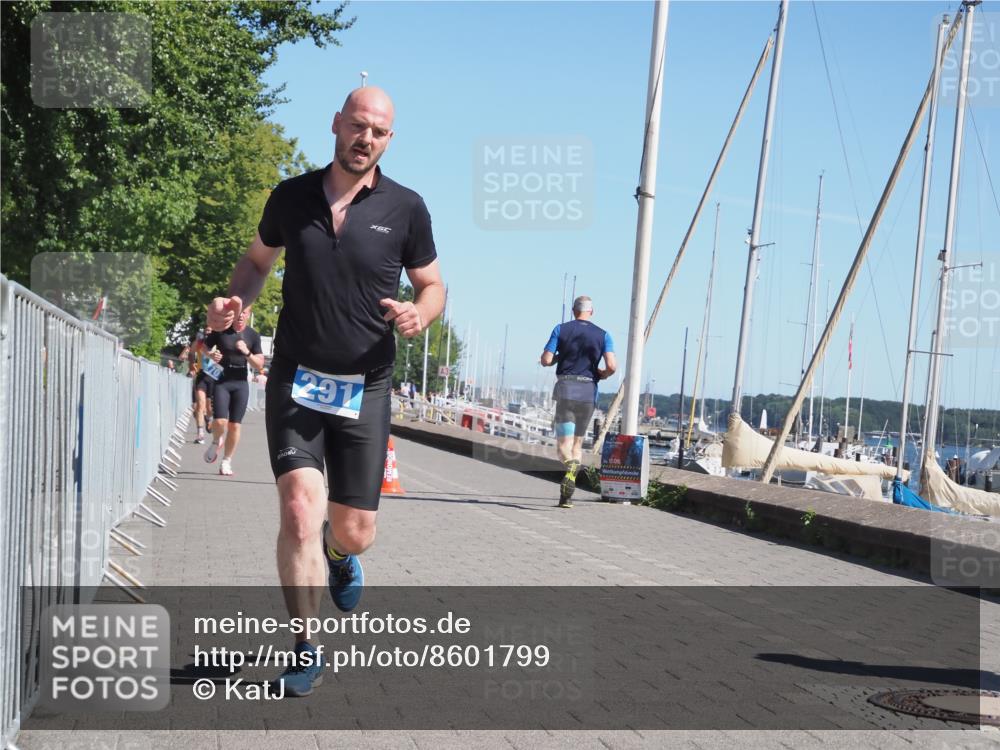 17.08.2025 - KN Förde Triathlon 2025 KatJ http://msf.ph/oto/8601799 17.08.2025 11:54:24 Laufen 270, 291, 303, 310, 323 meine-sportfotos.de