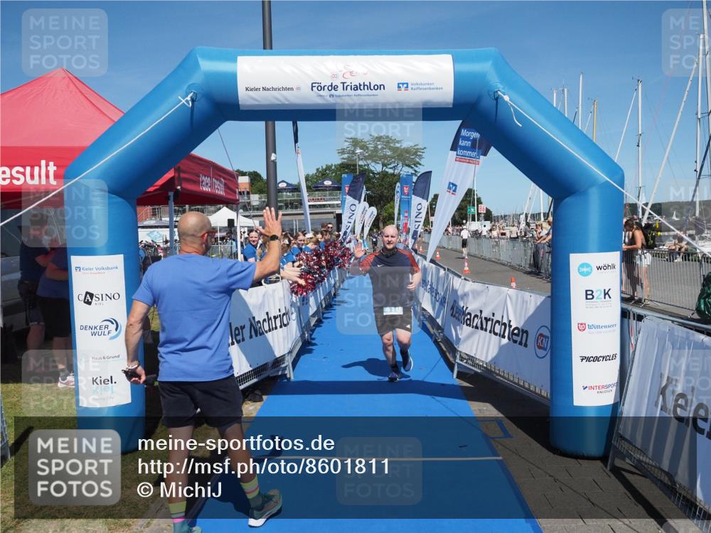 17.08.2025 - KN Förde Triathlon 2025 MichiJ http://msf.ph/oto/8601811 17.08.2025 14:11:04 Laufen 410 meine-sportfotos.de