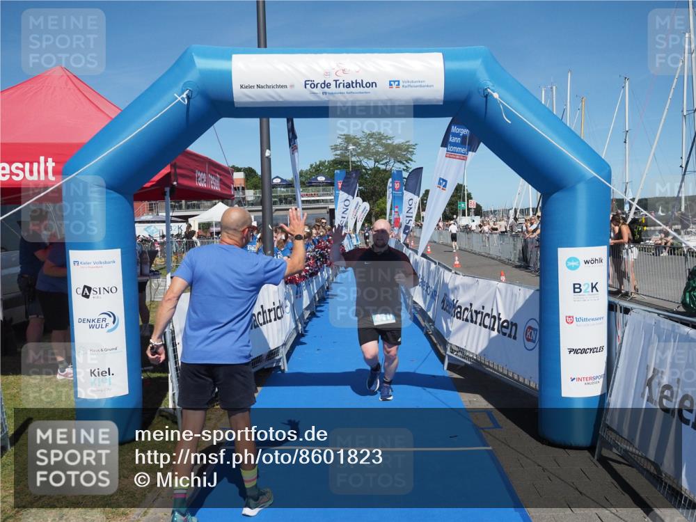 17.08.2025 - KN Förde Triathlon 2025 MichiJ http://msf.ph/oto/8601823 17.08.2025 14:11:04 Laufen 410 meine-sportfotos.de