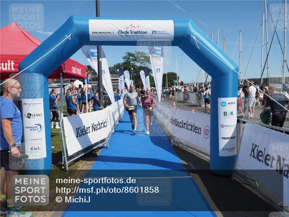 17.08.2025 - KN Förde Triathlon 2025 MichiJ http://msf.ph/oto/8601858 17.08.2025 12:18:45 Laufen 297, 618 meine-sportfotos.de