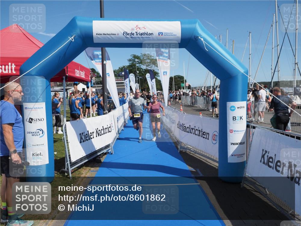 17.08.2025 - KN Förde Triathlon 2025 MichiJ http://msf.ph/oto/8601862 17.08.2025 12:18:45 Laufen 297, 618 meine-sportfotos.de