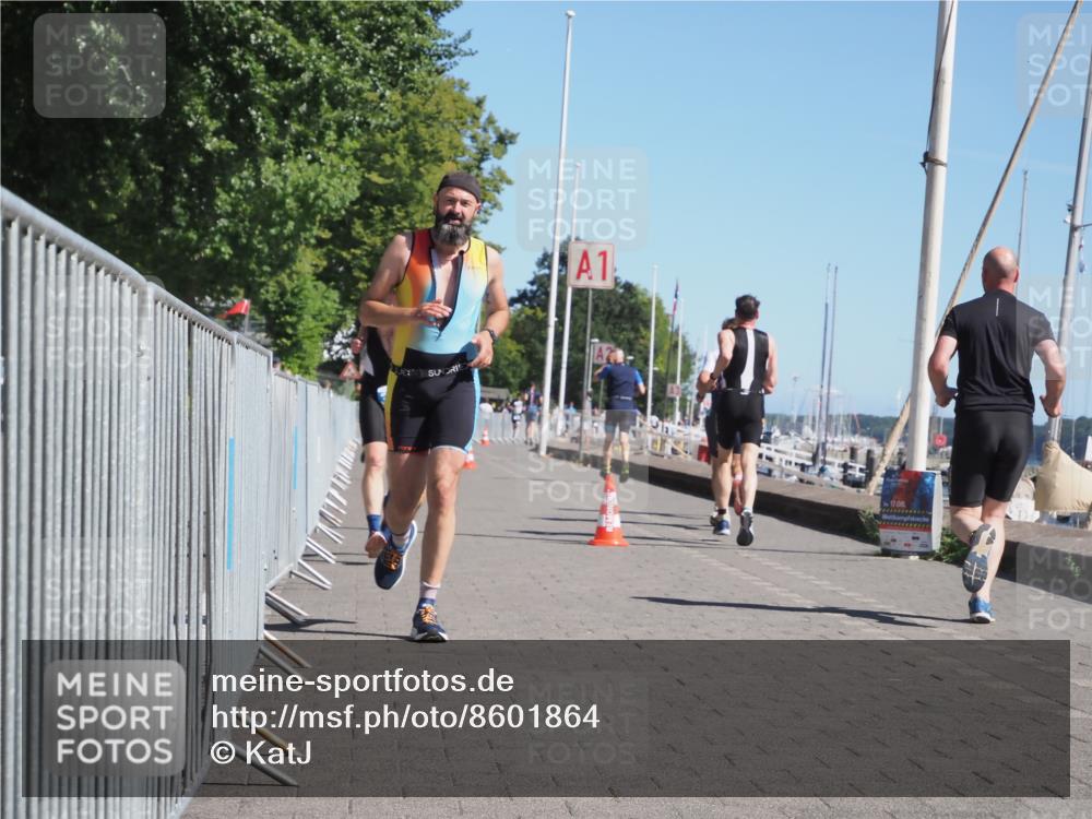 17.08.2025 - KN Förde Triathlon 2025 KatJ http://msf.ph/oto/8601864 17.08.2025 11:54:31 Laufen 270, 310 meine-sportfotos.de