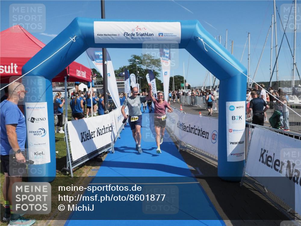 17.08.2025 - KN Förde Triathlon 2025 MichiJ http://msf.ph/oto/8601877 17.08.2025 12:18:45 Laufen 297, 618 meine-sportfotos.de