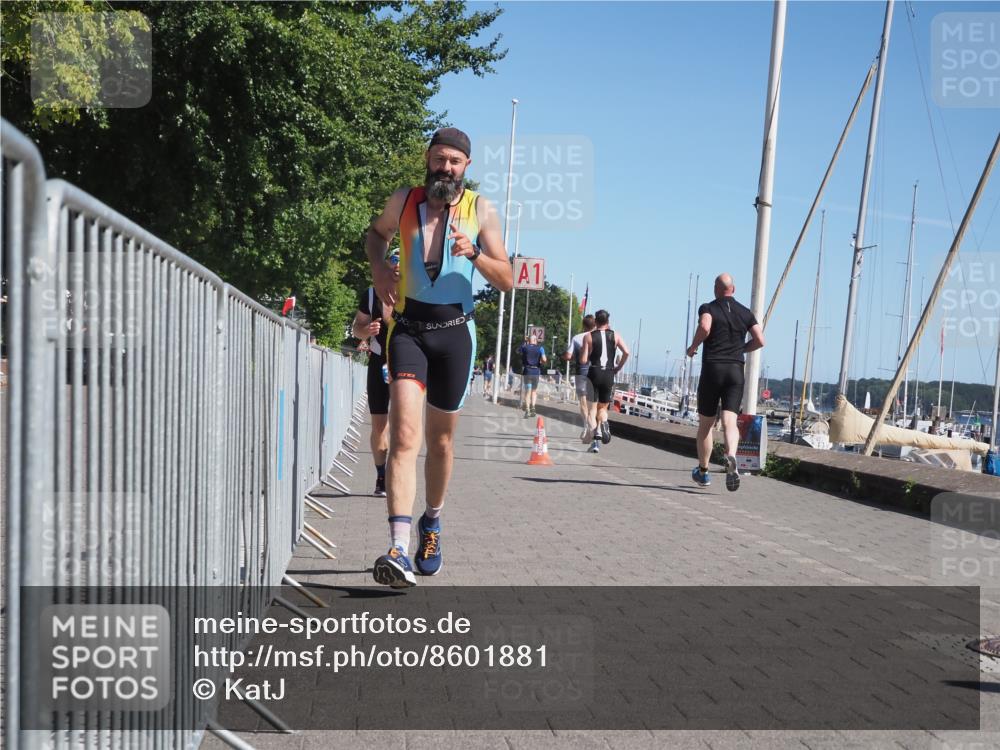 17.08.2025 - KN Förde Triathlon 2025 KatJ http://msf.ph/oto/8601881 17.08.2025 11:54:32 Laufen 270, 310 meine-sportfotos.de