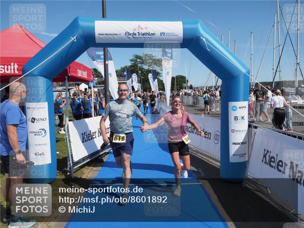 17.08.2025 - KN Förde Triathlon 2025 MichiJ http://msf.ph/oto/8601892 17.08.2025 12:18:46 Laufen 297, 618, 624 meine-sportfotos.de
