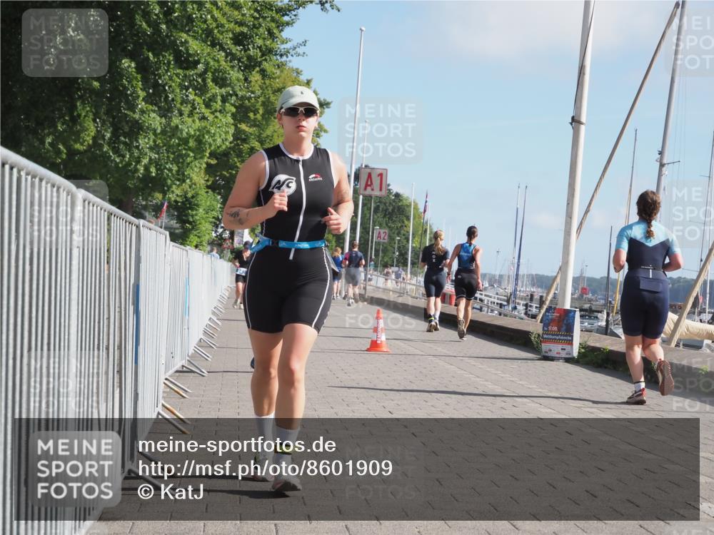 17.08.2025 - KN Förde Triathlon 2025 KatJ http://msf.ph/oto/8601909 17.08.2025 10:27:07 Laufen 130, 159, 196 meine-sportfotos.de