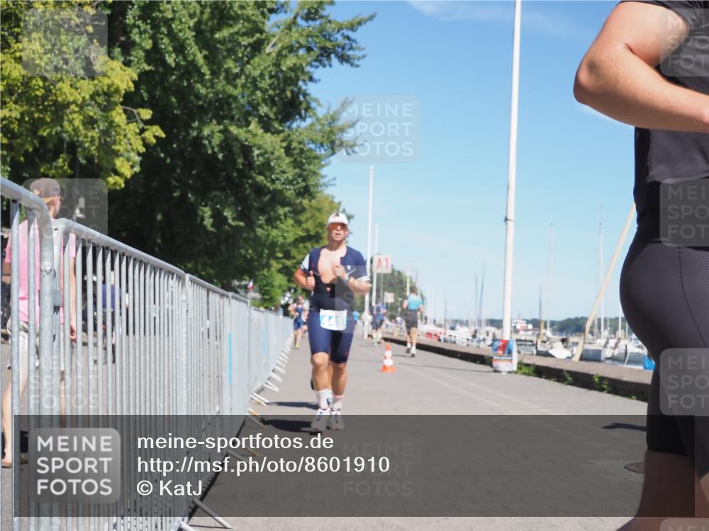 17.08.2025 - KN Förde Triathlon 2025 KatJ http://msf.ph/oto/8601910 17.08.2025 13:43:44 Laufen 441, 472, 496, 500 meine-sportfotos.de
