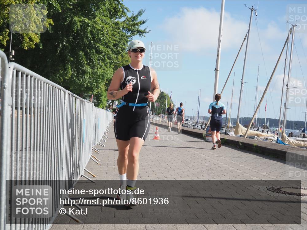 17.08.2025 - KN Förde Triathlon 2025 KatJ http://msf.ph/oto/8601936 17.08.2025 10:27:08 Laufen 130, 159, 196 meine-sportfotos.de