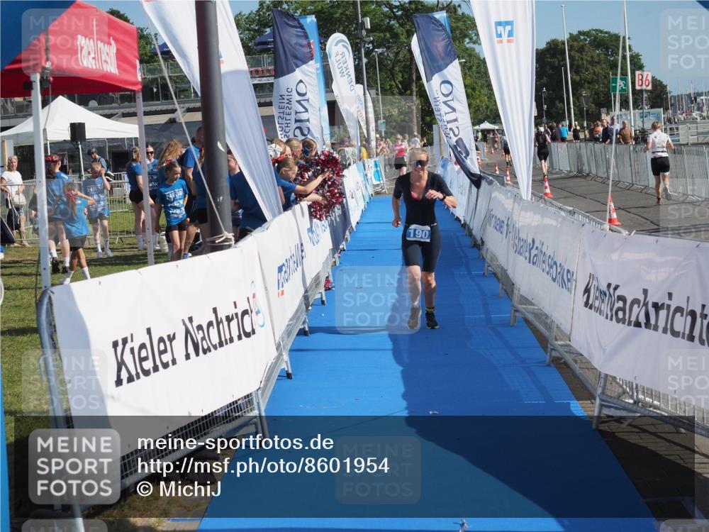 17.08.2025 - KN Förde Triathlon 2025 MichiJ http://msf.ph/oto/8601954 17.08.2025 10:49:48 Laufen 190, 235 meine-sportfotos.de