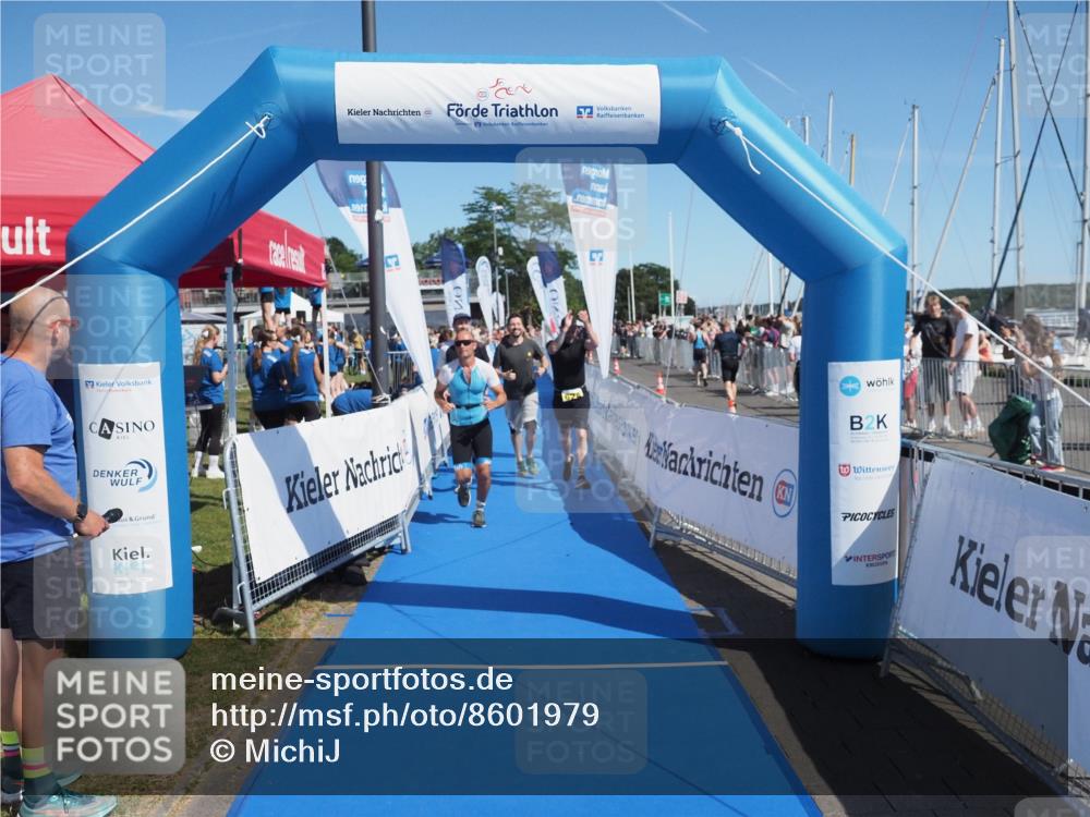 17.08.2025 - KN Förde Triathlon 2025 MichiJ http://msf.ph/oto/8601979 17.08.2025 12:18:49 Laufen 297, 618, 624 meine-sportfotos.de