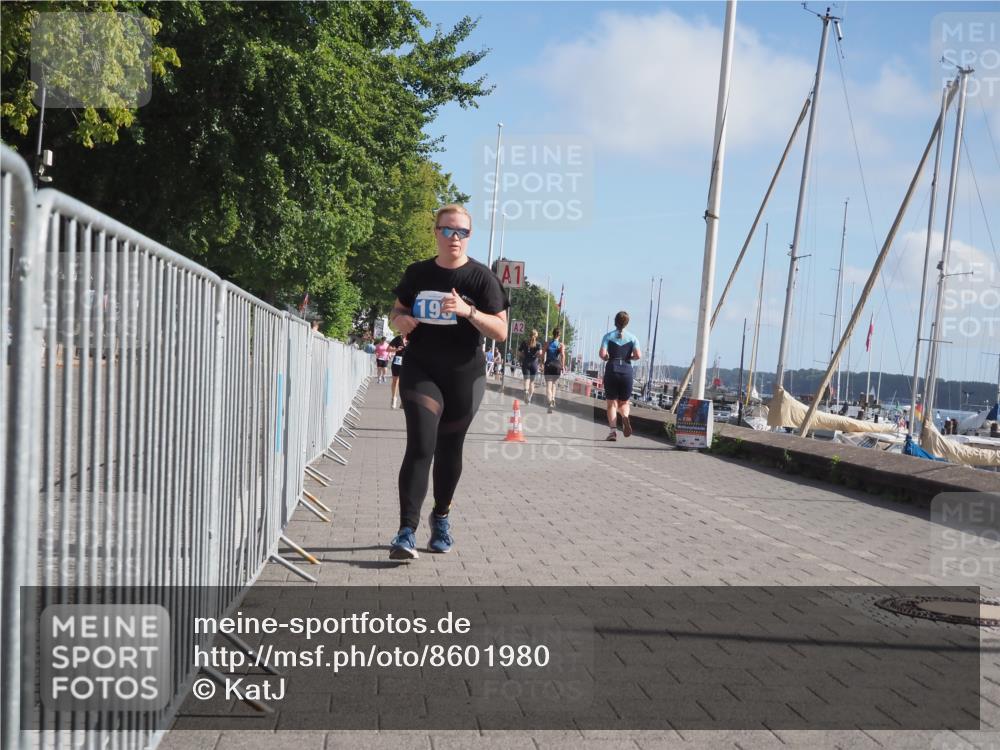 17.08.2025 - KN Förde Triathlon 2025 KatJ http://msf.ph/oto/8601980 17.08.2025 10:27:10 Laufen 130, 159, 196 meine-sportfotos.de