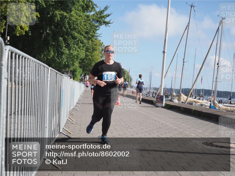 17.08.2025 - KN Förde Triathlon 2025 KatJ http://msf.ph/oto/8602002 17.08.2025 10:27:10 Laufen 130, 159, 196 meine-sportfotos.de