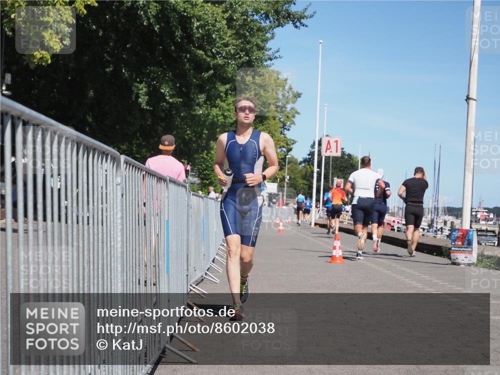 17.08.2025 - KN Förde Triathlon 2025 KatJ http://msf.ph/oto/8602038 17.08.2025 13:43:54 Laufen 464, 514 meine-sportfotos.de
