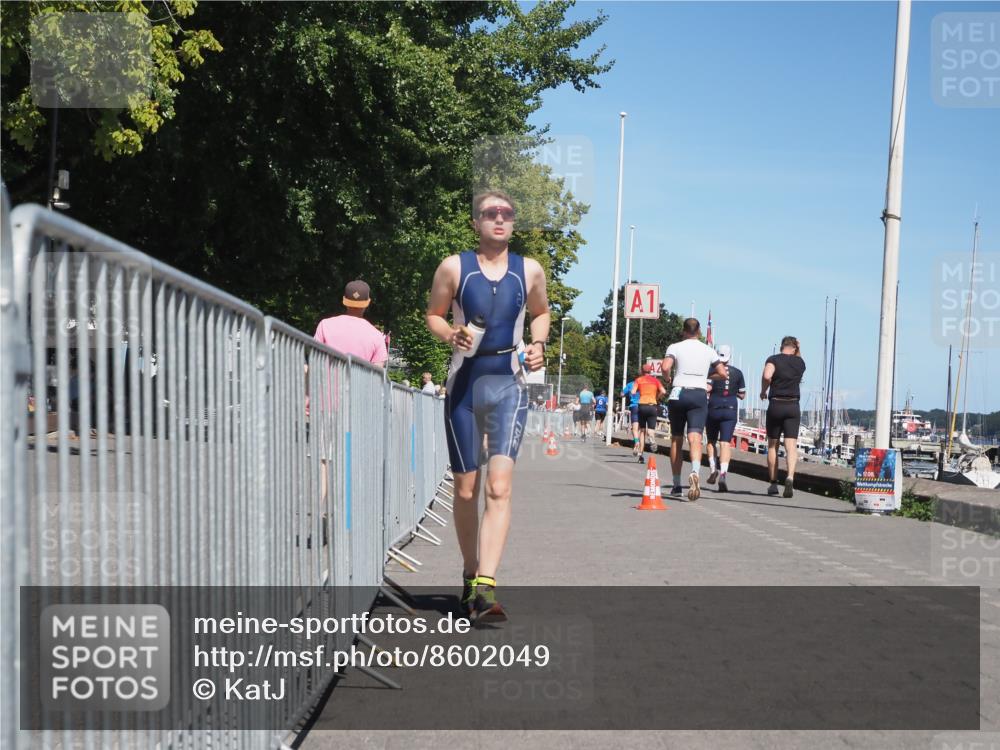 17.08.2025 - KN Förde Triathlon 2025 KatJ http://msf.ph/oto/8602049 17.08.2025 13:43:54 Laufen 464, 514 meine-sportfotos.de
