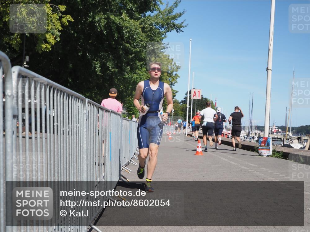 17.08.2025 - KN Förde Triathlon 2025 KatJ http://msf.ph/oto/8602054 17.08.2025 13:43:54 Laufen 464, 514 meine-sportfotos.de