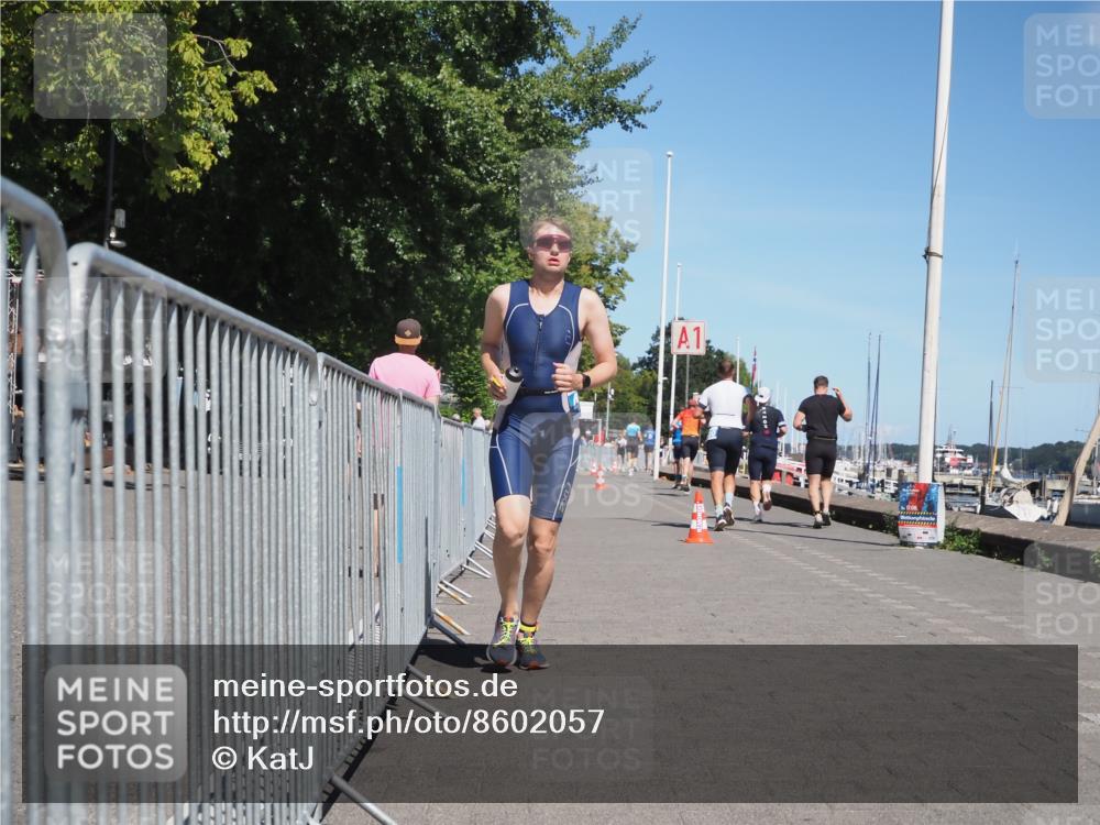17.08.2025 - KN Förde Triathlon 2025 KatJ http://msf.ph/oto/8602057 17.08.2025 13:43:55 Laufen 464, 514 meine-sportfotos.de