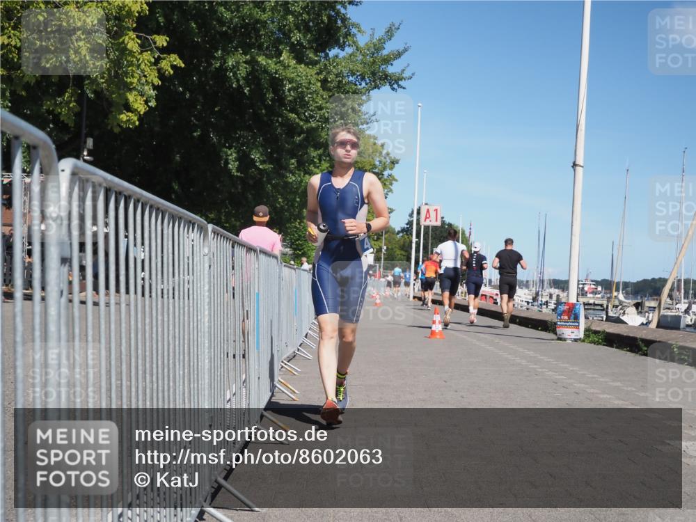 17.08.2025 - KN Förde Triathlon 2025 KatJ http://msf.ph/oto/8602063 17.08.2025 13:43:55 Laufen 464, 514 meine-sportfotos.de