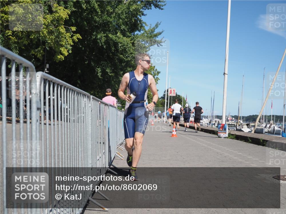 17.08.2025 - KN Förde Triathlon 2025 KatJ http://msf.ph/oto/8602069 17.08.2025 13:43:55 Laufen 464, 514 meine-sportfotos.de