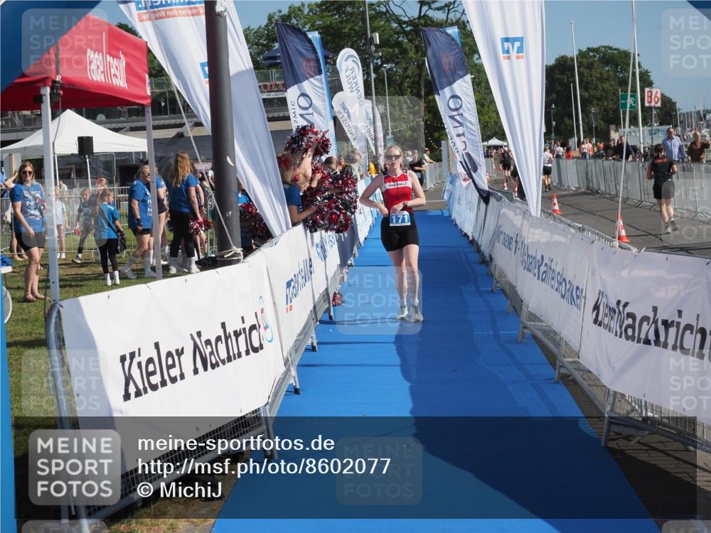 17.08.2025 - KN Förde Triathlon 2025 MichiJ http://msf.ph/oto/8602077 17.08.2025 10:49:59 Laufen 171 meine-sportfotos.de